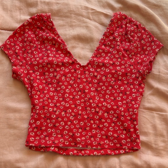 Red Floral Wrap Crop-Top from Arizona Jean Co. - Picture 3 of 8